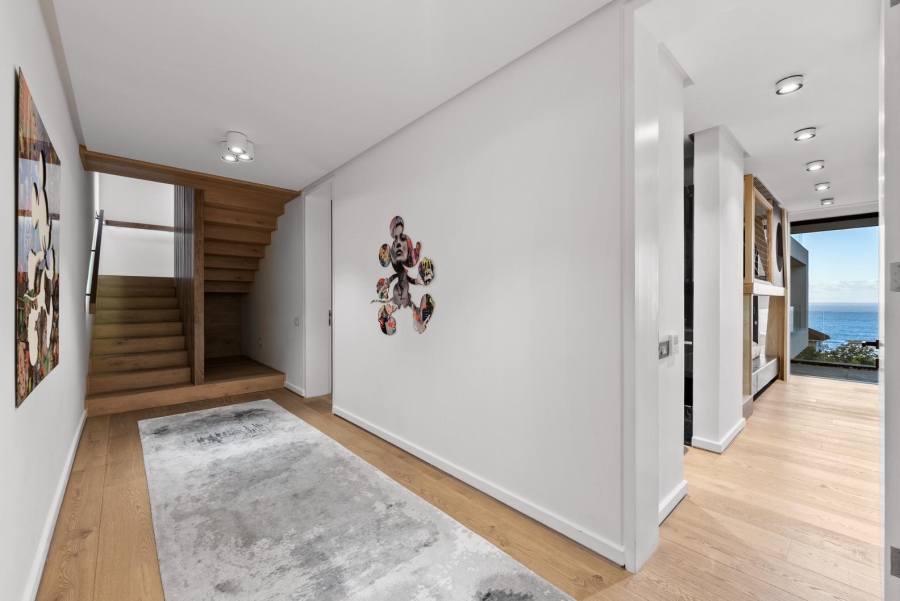 4 Bedroom Property for Sale in Camps Bay Western Cape